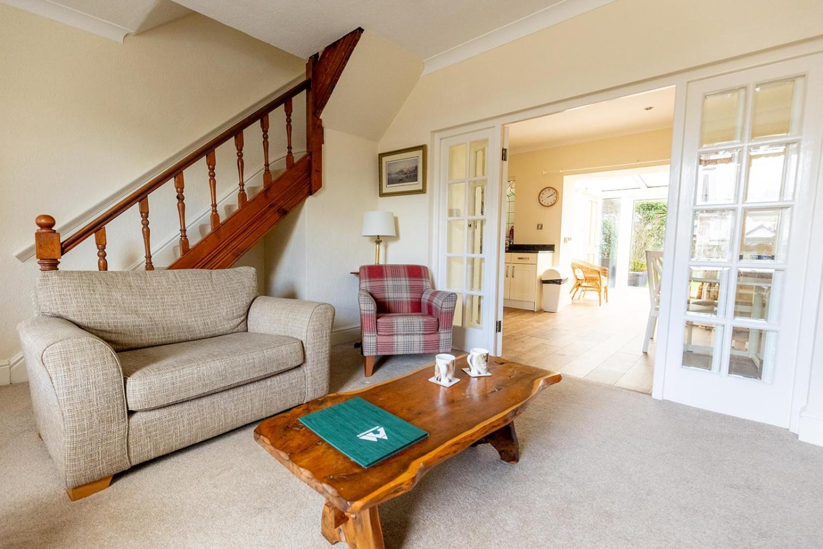 Fir Tree Cottage - Cosy 3 Bed Cottage In Penrhyn Bay With Beautiful Sea Views And Access To Snowdonia Rhôs-on-Sea Kültér fotó