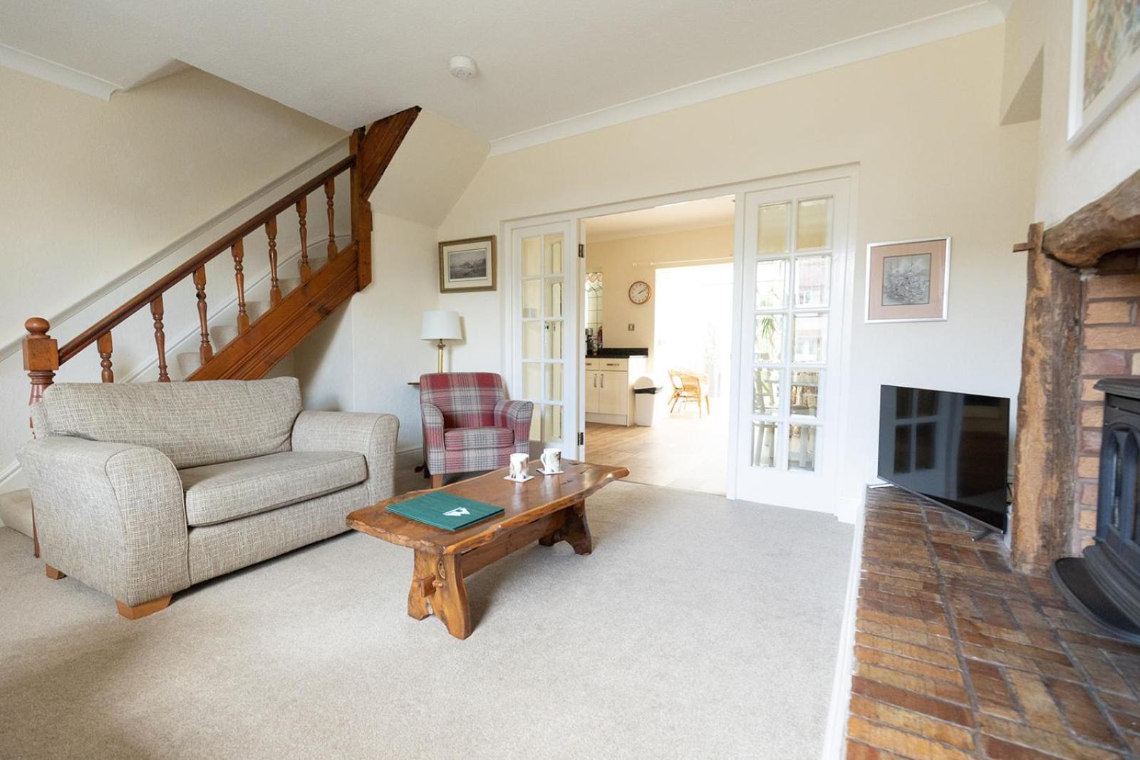 Fir Tree Cottage - Cosy 3 Bed Cottage In Penrhyn Bay With Beautiful Sea Views And Access To Snowdonia Rhôs-on-Sea Kültér fotó